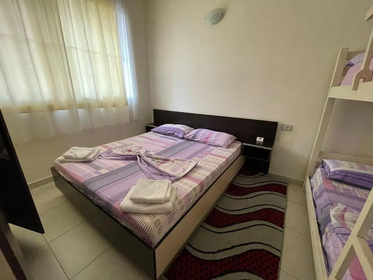 Aparthotel Vila Tufi Velipojë 3*,  Albánie