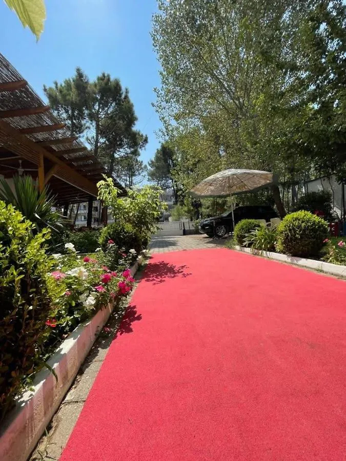 Aparthotel Vila Tufi Velipojë